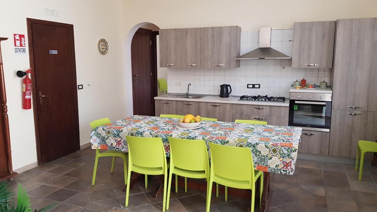 Casa Vacanze Villa Tropia Camastra Exteriér fotografie