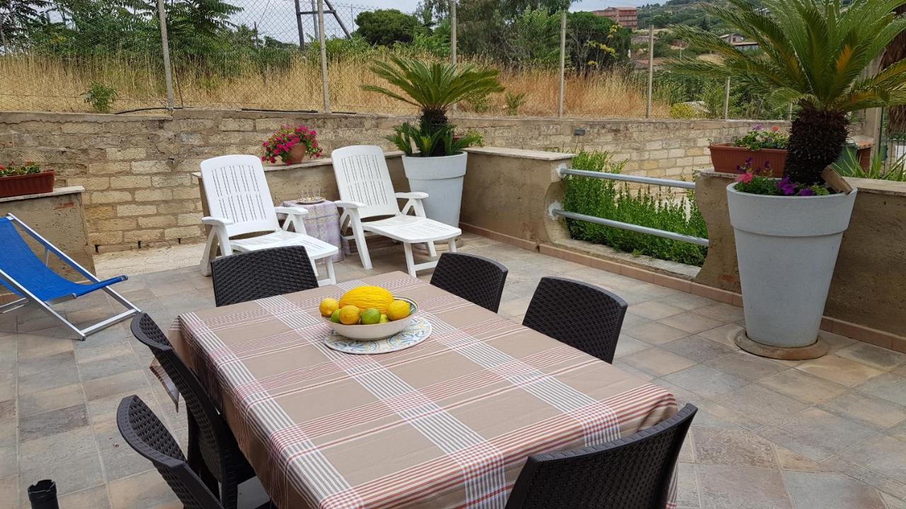 Casa Vacanze Villa Tropia Camastra Exteriér fotografie