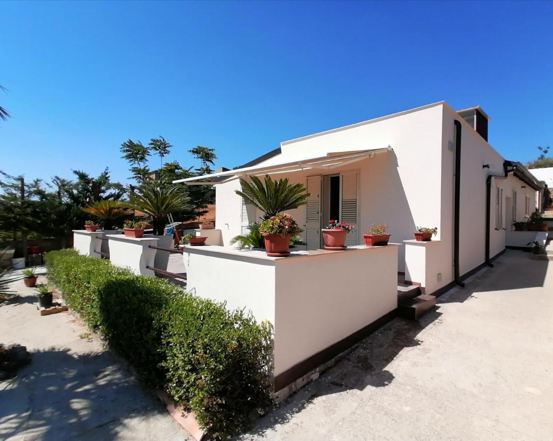 Casa Vacanze Villa Tropia Camastra Exteriér fotografie